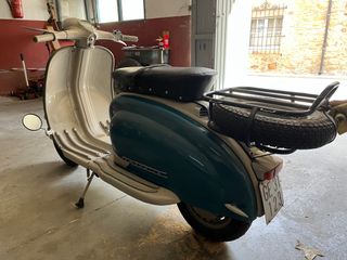 Vespa Lambretta Clasica Restaurada