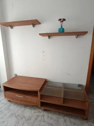 Muebles de salón y dormitorio madera