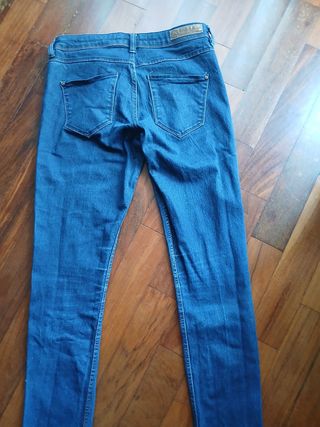 Vaqueros pitillo elásticos mujer azul