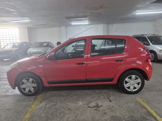 Dacia Sandero 2009