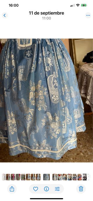 Vestido de Fallera azul y dorado