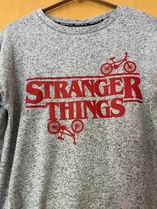 Sudadera Stranger Things niña gris