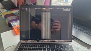 Macbook Pro 2018 Gris Espacial