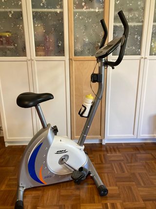 Bicicleta Estática BH Fitness Astra