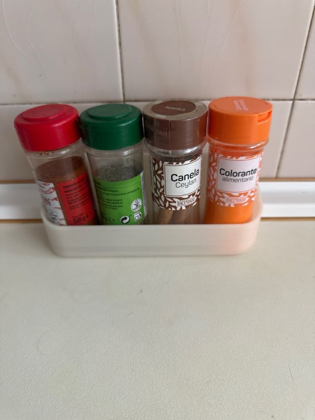 Soporte organizador de plástico beige