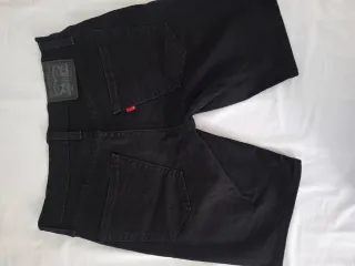 Pantalón corto Levis negro