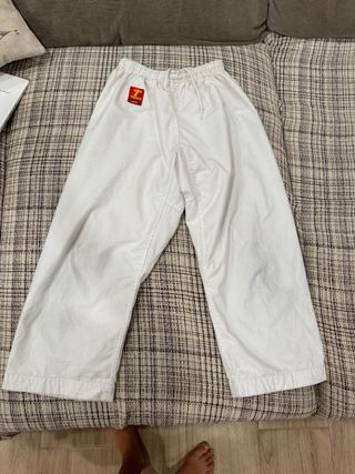 kimono Judo/Jiu Jitsu TIGU Blanco con cinturón 