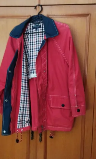 Chaquetón Cortavientos MARYLAND Rojo y Azul