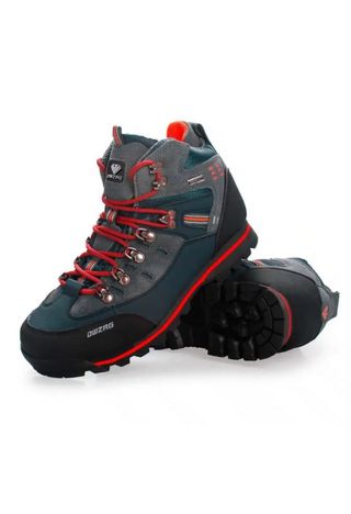Botas de montaña sin estrenar 