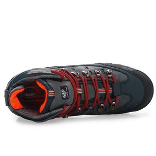 Botas de montaña sin estrenar 