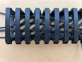 Organizador y recoge cables para setup