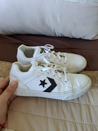 Zapatillas Converse Blancas y Negras