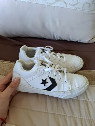 Zapatillas Converse Blancas y Negras