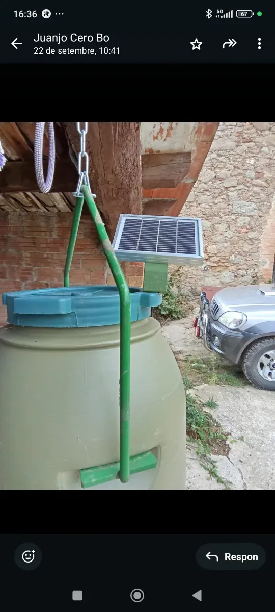 Com. Menjadora, animals salvatges i domèstics. Com