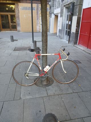 Bicicleta de carretera ZELERIS