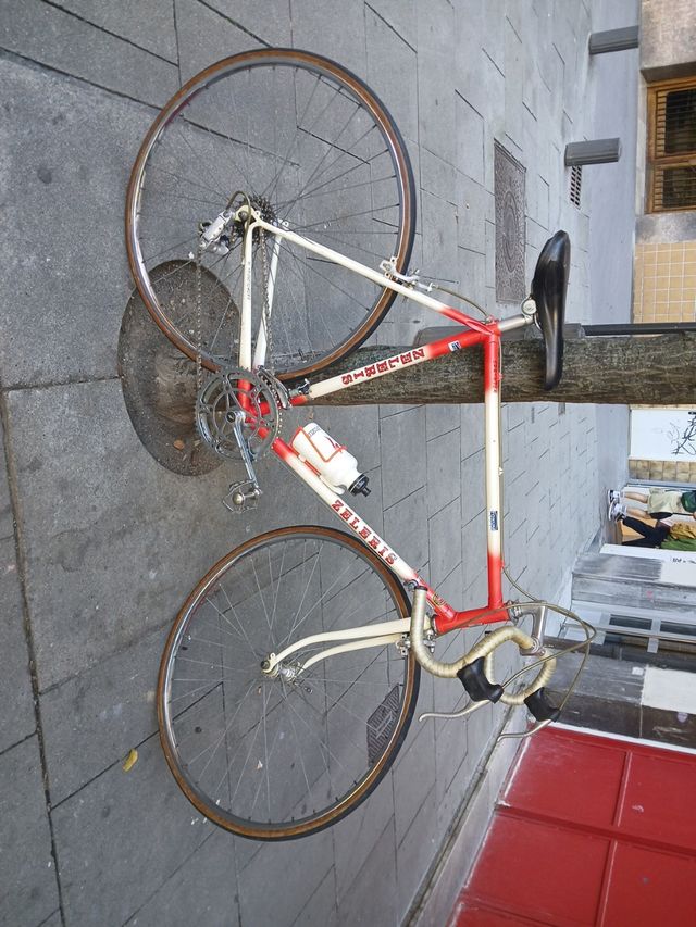 Bicicleta de carretera ZELERIS