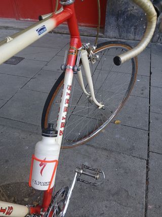 Bicicleta de carretera ZELERIS