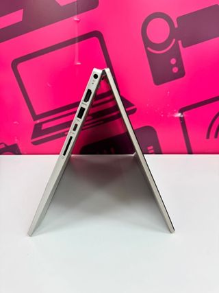 Ordenador portátil Tactil Convertible HP Pavilon 14-dw1008n