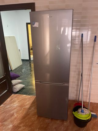 Sofá modular tela y mesa cristal