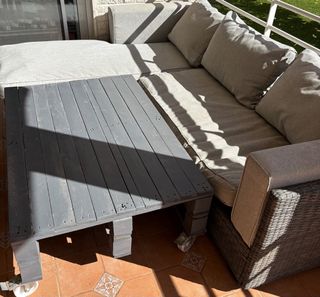 Divano Chaise Longue + Pouf + Tavolo Pallet