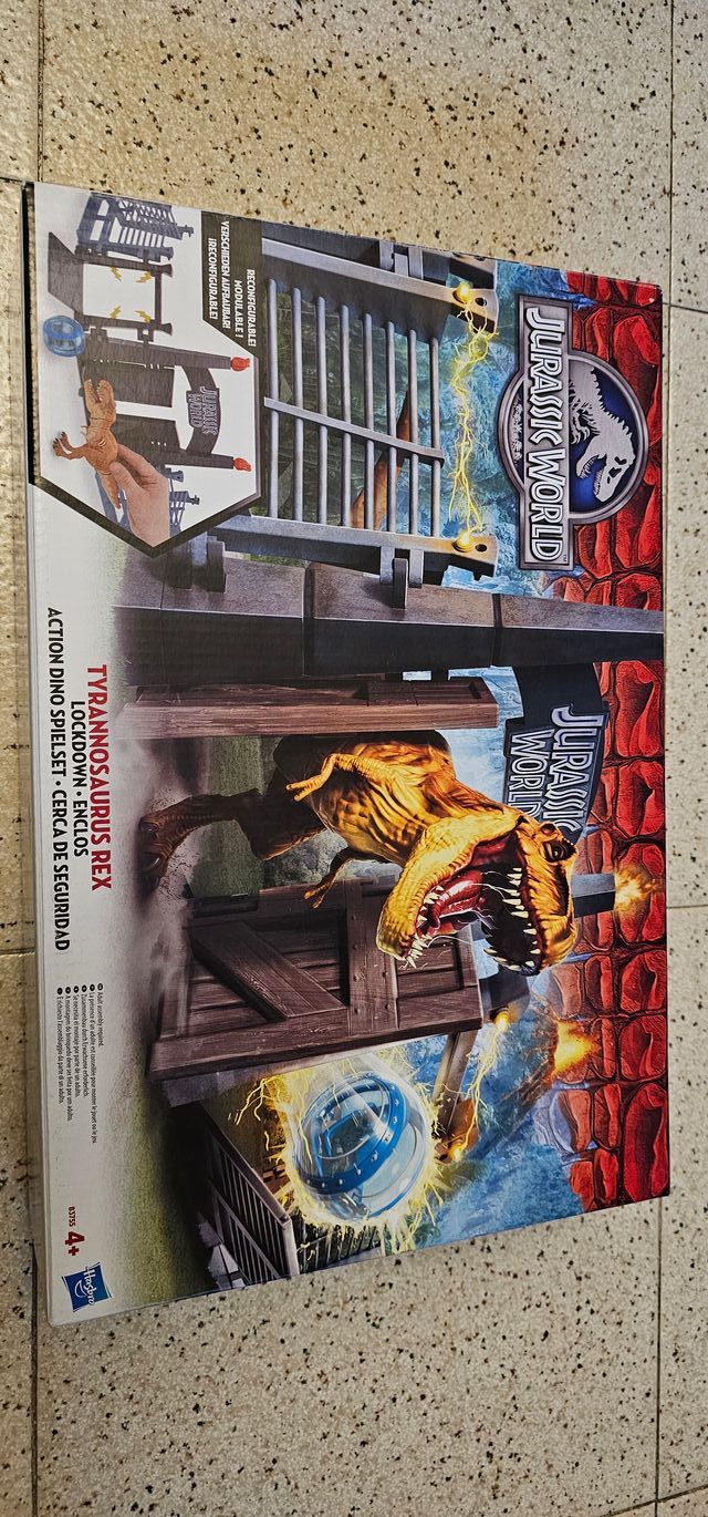 Parco di sicurezza Jurassic World T-Rex Hasbro