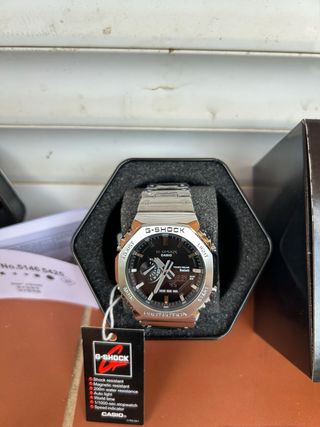 Reloj Casio G-Shock GM-B2100 Plateado Nuevo