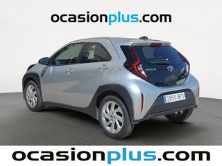 Toyota Aygo X Cross 1.0 VVT-I Play 53 kW (72 CV)