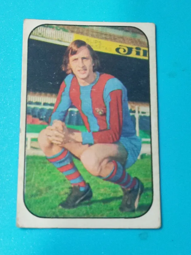 CRUIFF. Cromo liga 76/77 Ed. Este nunca pegado
