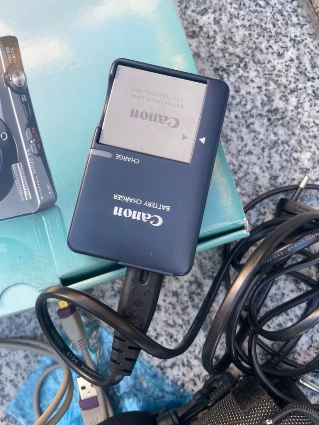 Cámara canon digital Ixus 75