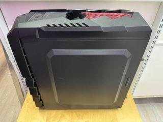 Ordenador Gaming Clonico Negro/Rojo