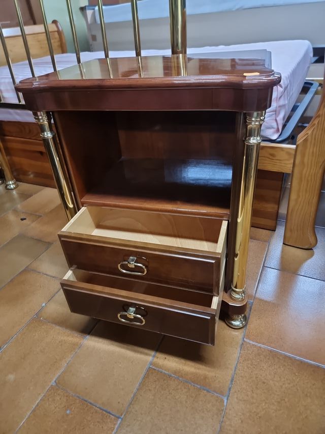 Mesita de noche madera y metal