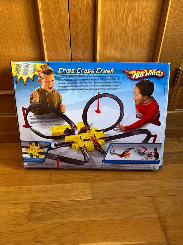 Hot Wheels Criss Cross Crash Pista