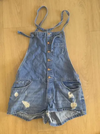 Peto corto vaquero Zara
Zara TRF denim vintage