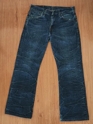 Pantalón Levi's 507 -W31 L32.
Largo: 102 cm