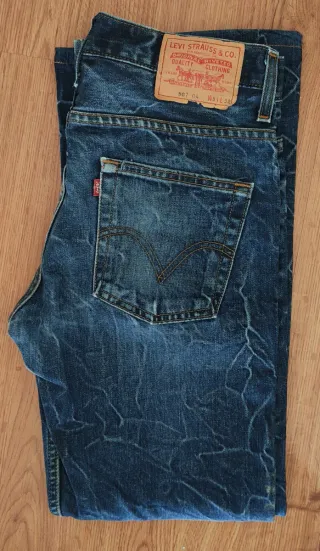 Pantalón Levi's 507 -W31 L32.
Largo: 102 cm