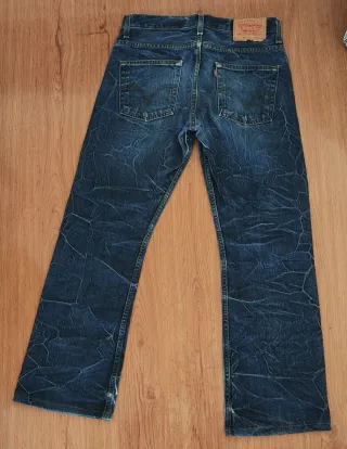 Pantalón Levi's 507 -W31 L32.
Largo: 102 cm
