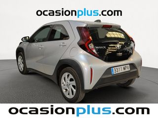 Toyota Aygo X Cross 1.0 VVT-I Play 53 kW (72 CV)