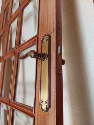 Puerta de Salón con Cristales