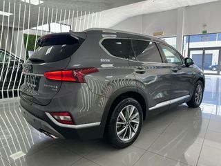 HYUNDAI SANTA FE 2.2 CRDI STYLE 200CV AUTO. AWD 7 