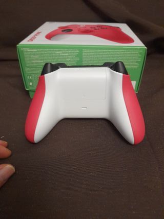 Mando Xbox Series X Rojo