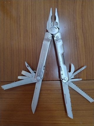 Leatherman Super Tool 300