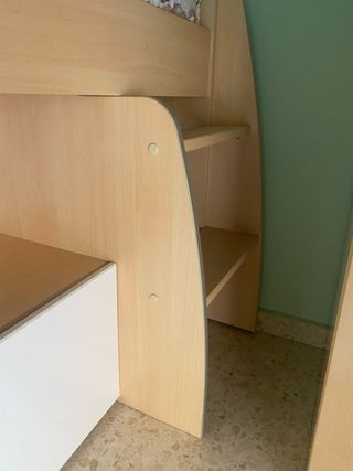 Litera con almacenamiento integrado