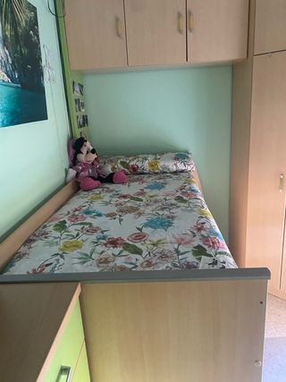 Litera con almacenamiento integrado