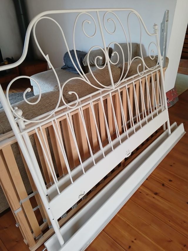 Cama Leirvik Ikea Metal Blanca