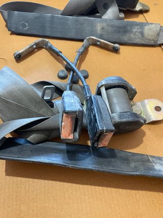 Cinturones de seguridad Nissan Patrol k260