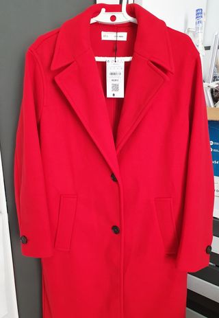 Abrigo mujer Sfera Rojo, sin estrenar