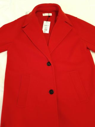 Abrigo mujer Sfera Rojo, sin estrenar