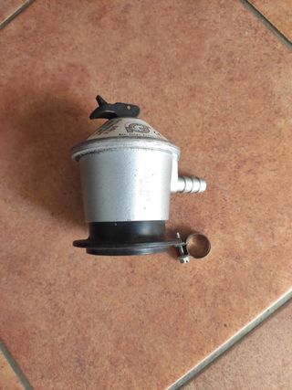 Regulador de gas butano 30 mbar