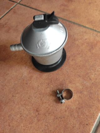 Regulador de gas butano 30 mbar