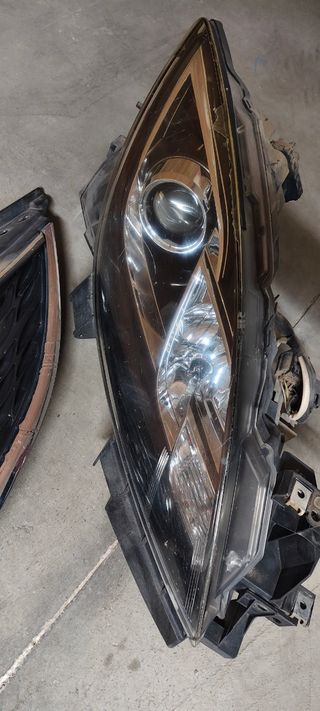Faros y Rejilla Mazda6.Modelo 2008